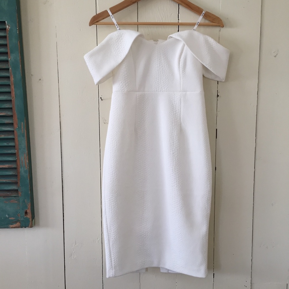 Bardot Eva, off the shoulder dress, white - Picture 4 of 5